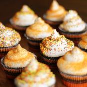 Pumpkin Spice Cupcakes with Whipped Frosting!