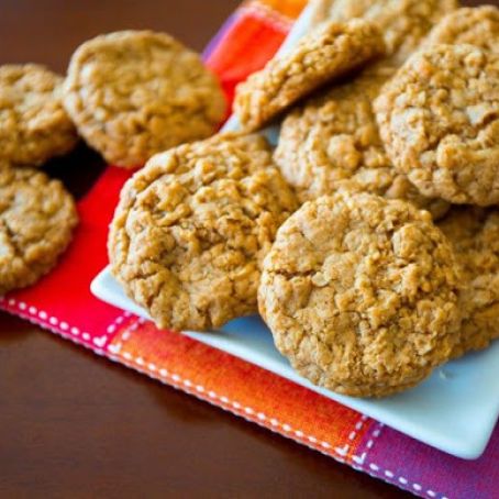 Biscoff Oatmeal Cake
