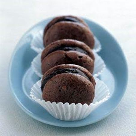 Chocolate French Macaroons