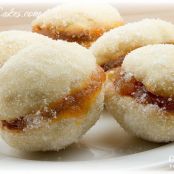 BESOS (KISSES) – A MEXICAN SWEET BREAD