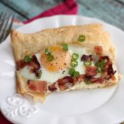 Bacon Asiago Breakfast Pizza