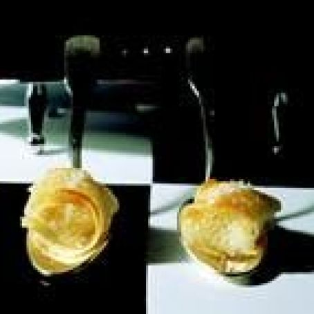 Quails' Egg with Bread