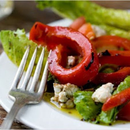 ROASTED RED PEPPER & TOMATO SALAD