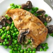 Slow Cooker Mushroom Chicken & Peas Recipe