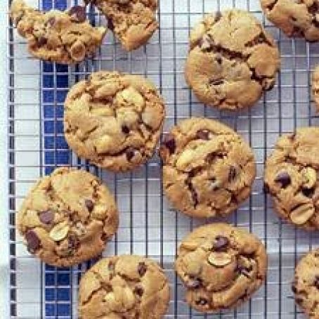 Flourless Peanut-Chocolate Cookies