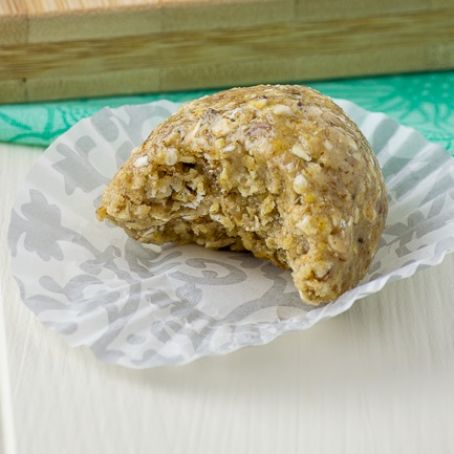 No Bake Almond Butter Oat Bites