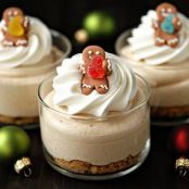 Gingerbread Oreo No Bake Mini Cheesecakes