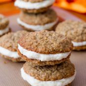 Homemade Little Debbie Oatmeal Cream Pies