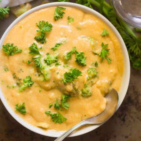 Broccoli Cheese Soup - Vegan 