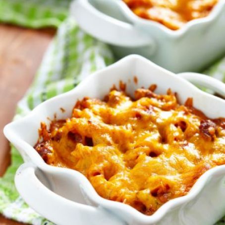 Cheesy Cheddar Beef Casserole