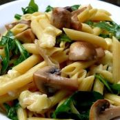 Pasta with Brie, Mushrooms and Arugula