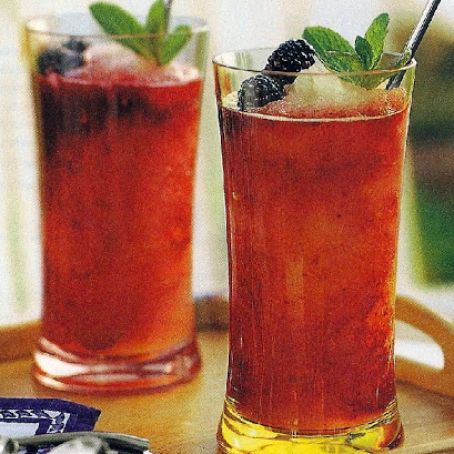 Frozen Lemonade with Blackberry Puree