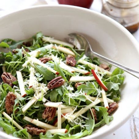 Apple Arugula Salad with Cheddar, Candied Pecans and Balsamic Vinaigrette