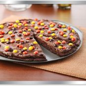 Dessert Pizza: Peanut Butter Brownie Pizza