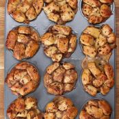 Cinnamon Roll Breakfast Muffins