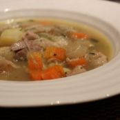 SOPA DE FIDEOS DE ARROZ Y POLLO CON SABOR ASIATICO