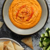ROASTED RED PEPPER HUMMUS