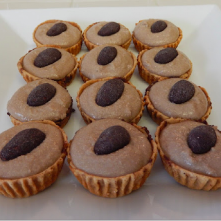 Chocolate Chip Coffee Cannoli Cream Tarts