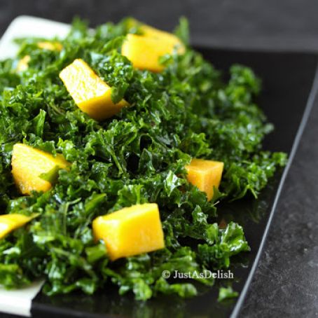 KALE****Queen of Greens Salad