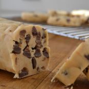 Peanut Butter Chocolate Chip Shortbread Cookies