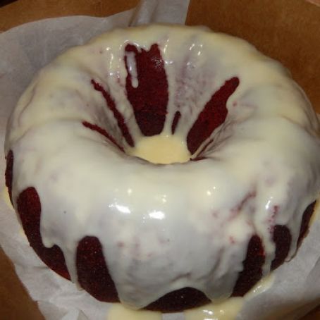 Red Velvet Rum Cake – The Broke Baker