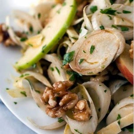ENDIVE, APPLE & WALNUT SALAD