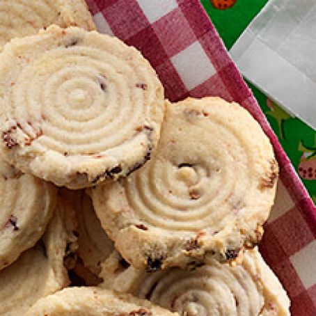 Strawberries and Cream Cookies