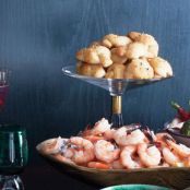 GARLIC-OREGANO KNOTS