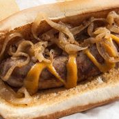 BRATS****Beer-Braised Bratwursts with Onion