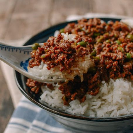 'Cantonese Beef Rice Bowls
