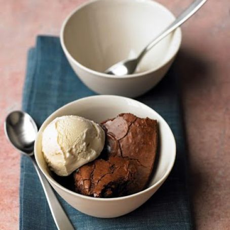Fudgy Skillet Brownies