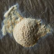 How to Make Your Own Garlic Powder