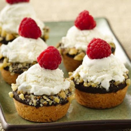 Mini Ice Cream Cookie Cups