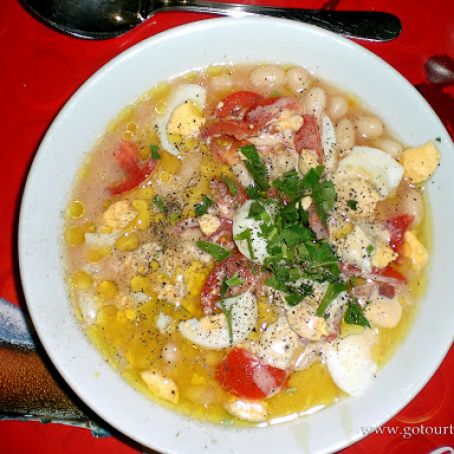 Turkish Piyaz (northern beans)