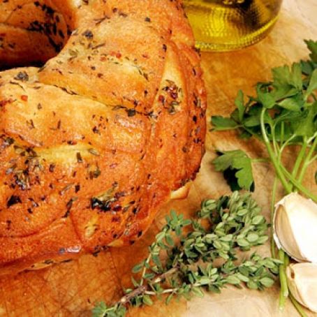 Olive oil-thyme monkey bread