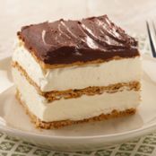 Graham Cracker Eclair Cake