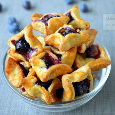 Blueberry Pie Bites