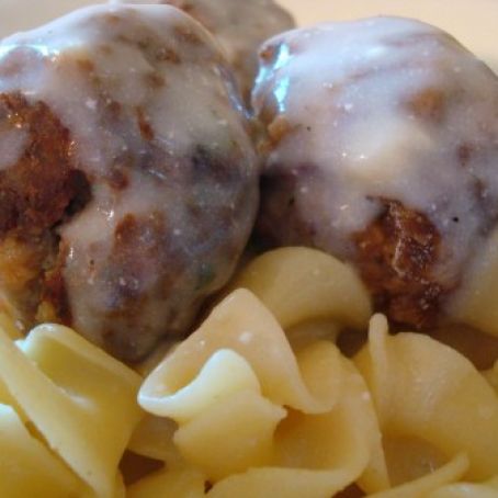 Meatballs with Cream Sauce