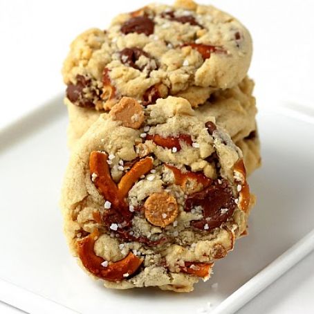 Chocolate & Peanut Butter Chip Pretzel Cookies