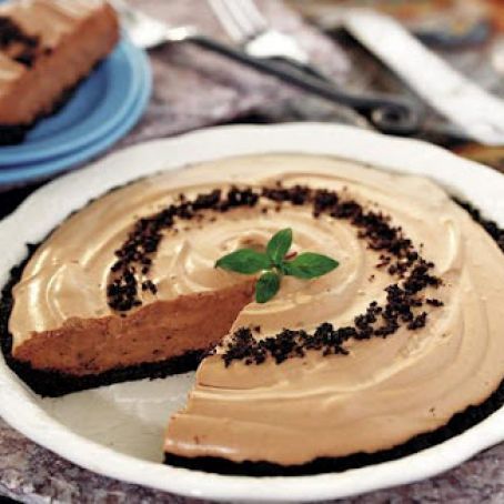 Fluffy Chocolate Pie