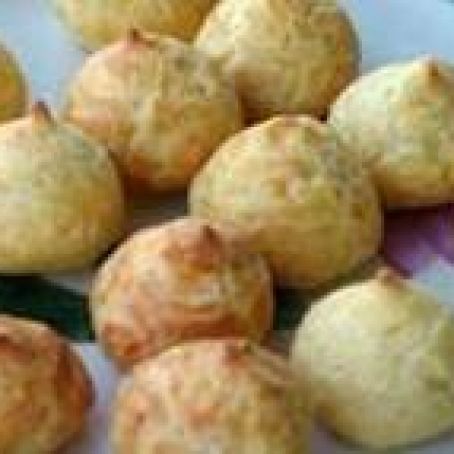 Roquefort Gougères