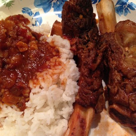 Short Ribs in Tomato Sauce