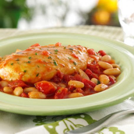 Tuscan Chicken With White Beans