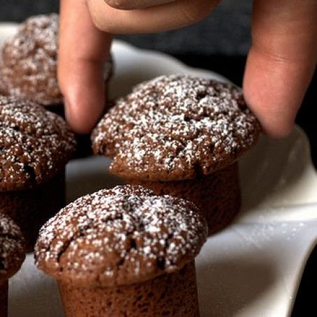 Chocolate Yogurt Snack Cakes