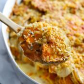 The Best Garlic Herb Cheesy Potatoes