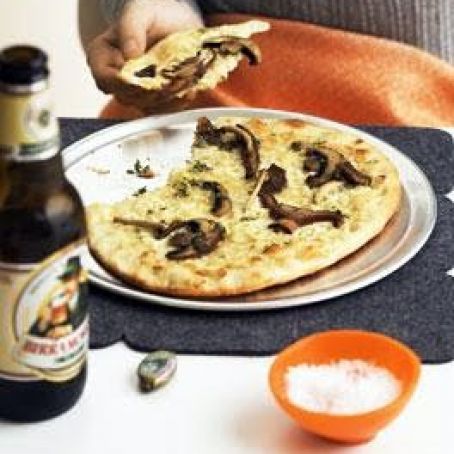 Mushroom and Mascarpone Pizza Bianco