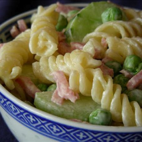 Pasta Salad With Peas and Ham