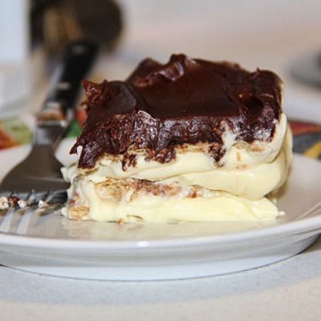 Chocolate Eclair Pie