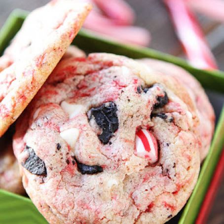 Oreo White Chocolate Pudding Peppermint Cookies