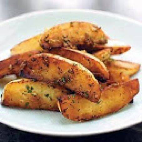GREEK-STYLE GARLIC LEMON POTATO WEDGES